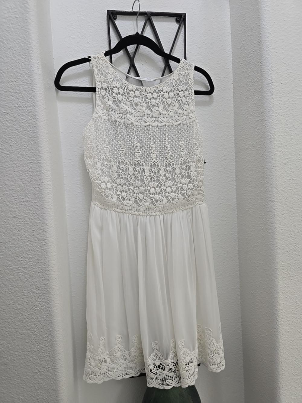 Zara Cream Lace Bodice Party Dress Size Small
